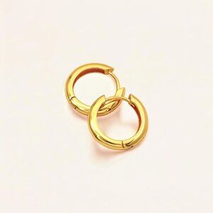 Classic Gold Everyday Hoops - Soi